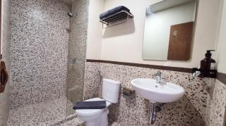 Avery Hotel & Waterpark Surabaya Tugu Pahlawan - 2