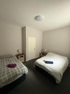 3 Bedroom Apartment in Kirriemuir - 6