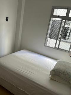 Quarto privativo no Água Verde - 2