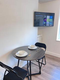 Luxury 1 bedroom apartment huddersfield - 9