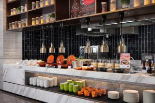 玉林国际会展中心希尔顿欢朋酒店 - 6