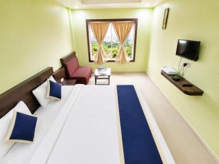 Hotel DP-Ganga Residency Near Sea Beach & Jagannath Temple -Premium Air-Conditioned Rooms -Free Wi-Fi, 24-Hour Front Desk with Lift - Parking Facilities - Comfortable Stay & Prime Location - 6