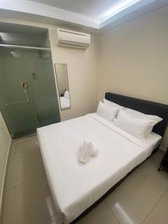 Swing & Pillows - City Top Hotel Cheras, Kuala Lumpur - 2