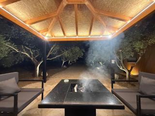 Octerra Villa - Private Jacuzzi - Lake & Mountain View - 6