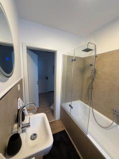 Modern 75qm Apartment with Balcony - Quiet Location near Winterberg - 9