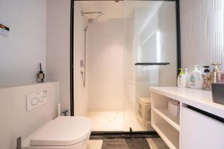 Merit 弘辉 Bright and Spacious 2 Bed Condo unit very close to the BUND - Shanghai - 4