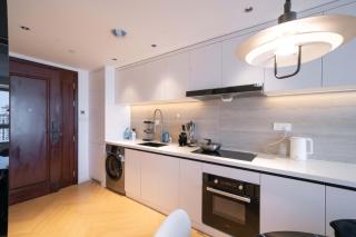 Merit 弘辉 Bright and Spacious 2 Bed Condo unit very close to the BUND - Shanghai - 1
