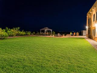 Tombstone Grand Hotel, a Baymont by Wyndham - 0