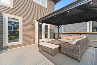 Elizabeths Oasis Spacious 4BR Home 8 Guests AC - 1