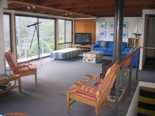 Ocean View with Views Galore - BYO Linen - 8