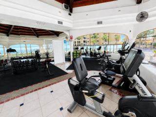 Sandy Beach Princesa B309 Ocean Front Resort - 6