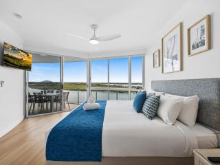 Waterfront Escape Premium 2 Bedroom Apartment - 7