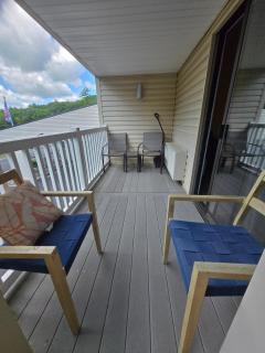 Spacious Family Condo close to Weirs Lake - 6