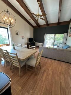 Spacious Family Condo close to Weirs Lake - 5