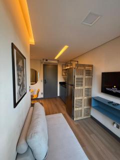Full 1-bedroom apartment in Água Verde, Batel, Downtown by Housi - 1