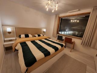 TV-Featured Cozy private House with Spacious Yard & BBQ - 6