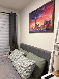 DT Townhome 1BR steps to transit - 2