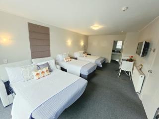 City Central Motel Apartments - 4
