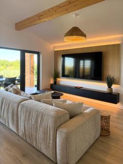 Sol 2 Lake House Snagov - 30 Mins to Bucharest - Slow Living - 1