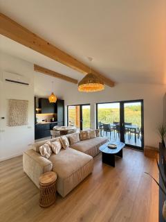 Sol 2 Lake House Snagov - 30 Mins to Bucharest - Slow Living - 2