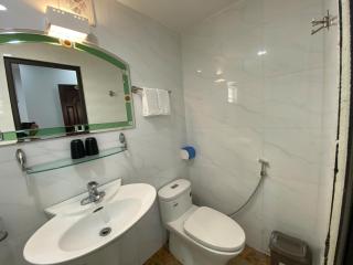 Eco Nest Hotel - 9