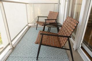 Large two-room apartment near city centre - 2