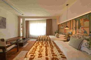 Yunye Fengwan: AESTHETIC DYNASTY · Song's Aesthetic Art Hotel (Dukezong Ancient Town Branch) - 2