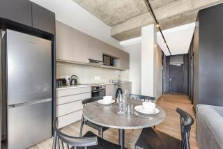 The Lineal 311 - Prime Sandton Stay 1BR Apartment with Pool & Views - 0