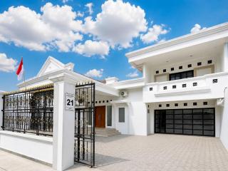Aliya Co Living near Stadion Mandala Krida RedPartner - 1