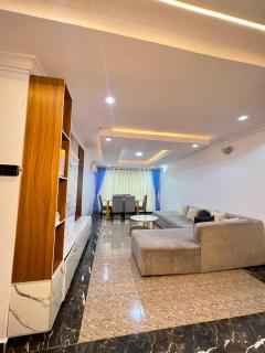 Luxury 2BR apartment in the Heart of Ikeja GRA with 24hrs Power, Wifi and Balcony - 6