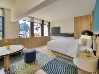voco Bangkok Surawong by IHG - 9