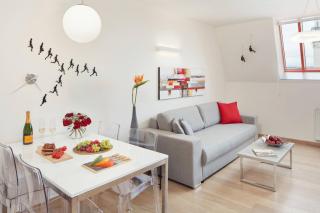 Exclusive Old Town Suites with City Views & AC by EasyBNB Premium - 0