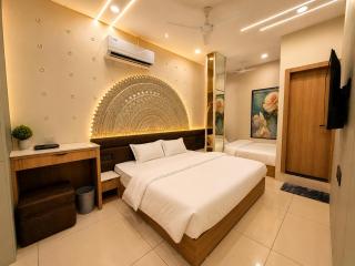 Hotel Shree Maya Comfort Inn - 7
