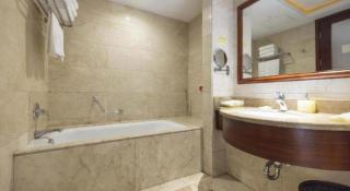 Yiyang Huatian Hotel - 6