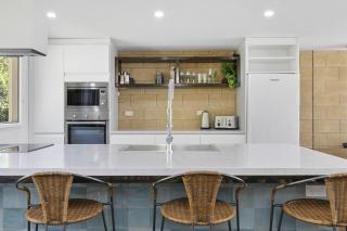 Lorne Lodge - BYO Linen - 3