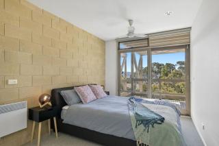 Lorne Lodge - BYO Linen - 2
