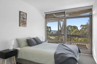 Lorne Lodge - BYO Linen - 1