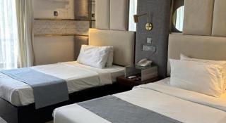 Queen Margarette Hotel - 1
