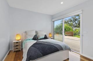 Lens Place - Lorne - 1