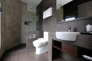 The Corner House Hotel - 3