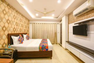 FabHotel Devika - 4