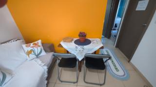 um quarto, sala e Cozinha completa e espaço para trabalho - 3