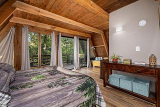 Secluded Luxury Cabin with Hot Tub & Cozy Firepit Stay in Murray, Kentucky - 7