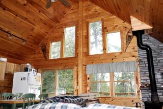 Beautiful Log Cabin Surrounded by Trees by Saltwater Tidal Cove for a Peaceful Getaway in Sullivan, Maine - 4