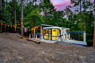 Stunning Glass Pod with Hot Tub and Starry Forest Views in Broken Bow, Oklahoma - 0