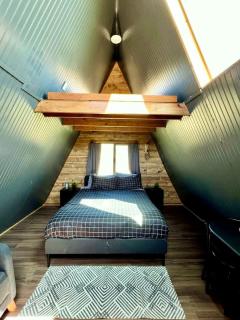 Secluded Off-Grid Tiny Home with Stargazing Views Near Grand Canyon, Valle, Arizona - 9