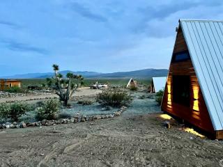 Secluded Off-Grid Tiny Home with Stargazing Views Near Grand Canyon, Valle, Arizona - 2