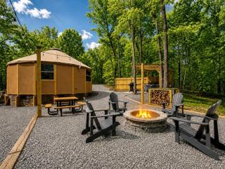 Cozy Yurt Hideaway with Tranquil Forest Surroundings in Murray, Kentucky - 0