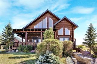 Beautiful Lakefront Cabin with Private Dock near Yellowstone in Island Park, Idaho - 4
