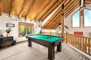 Beautiful Lakefront Cabin with Private Dock near Yellowstone in Island Park, Idaho - 2